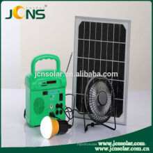 La maison solaire du système solaire JCNS 40w avec des lampes led et une charge mobile pour le marché pakistanais